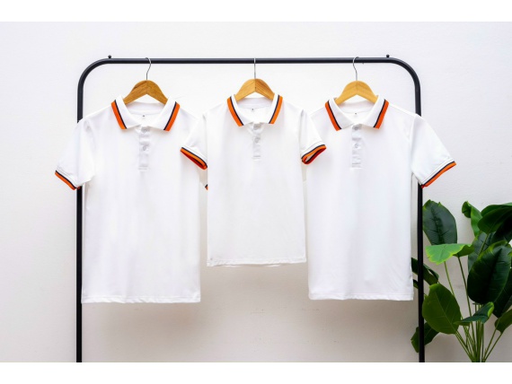 ÁO THUN CỔ TRỤ MẪU TRẮNG SỌC CAM