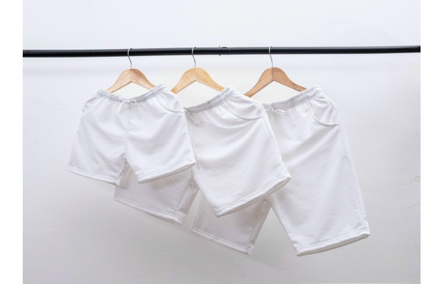 QUẦN MÀU TRẮNG THUN DA CÁ